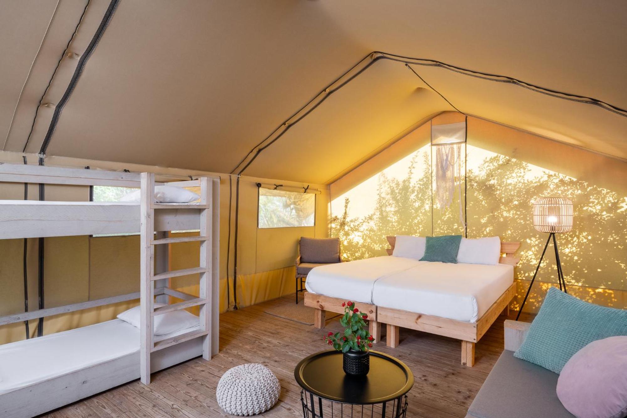 Layla Glamping Hotel Nir David Eksteriør billede